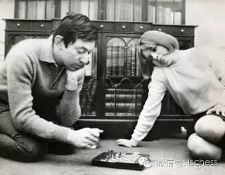 电影明星都爱下国际象棋