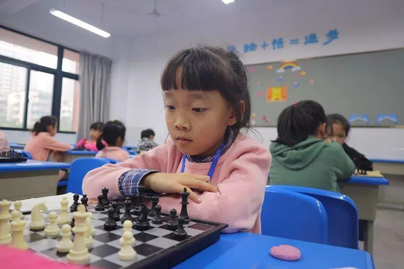 家有孩子要学棋，爸妈首先练心功 | 国象教育 +