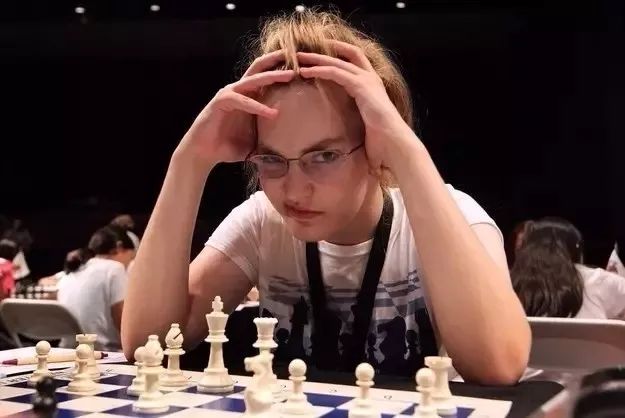 学习国际象棋的渐进阶梯应该是这样！