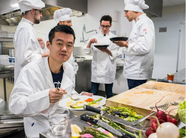 ChessBase：丁立人专访 运动、引擎与休憩